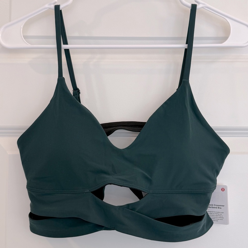 NWT Lululemon V-Neck Crossover Underband Bra 10
